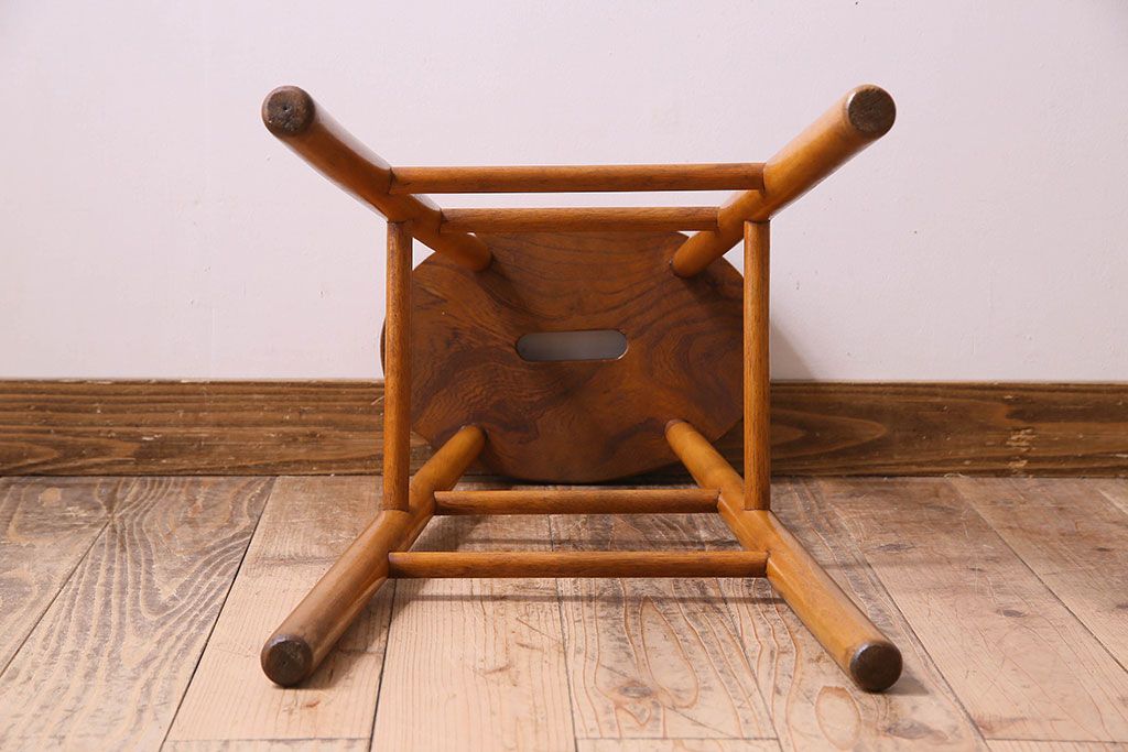 アンティーク家具　イギリスアンティーク　ビーチ・ニレ材　ナチュラルなハイスツール(丸椅子、イス、チェア)