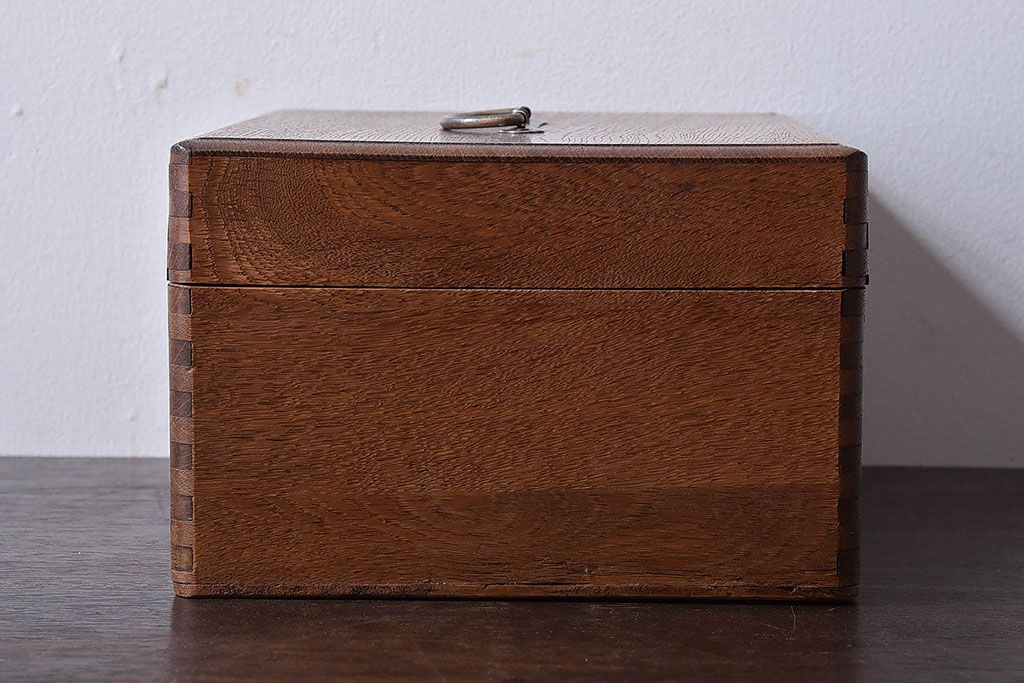 アンティーク雑貨　昭和レトロ　ナラ材製　古い木味の収納箱