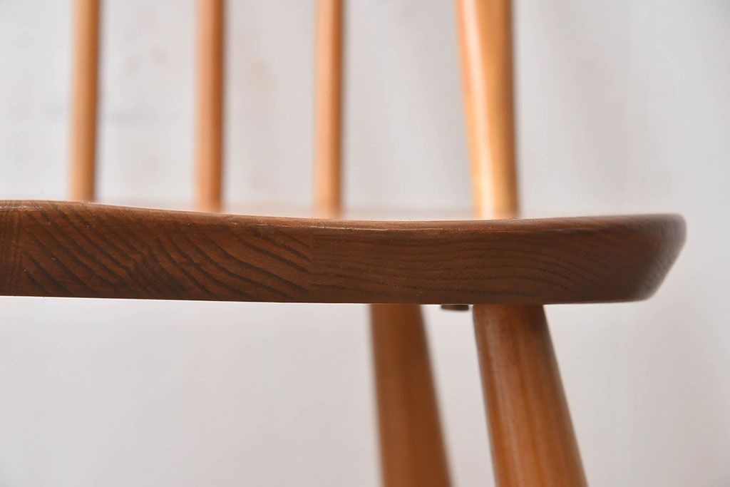 ヴィンテージ家具　ERCOL(アーコール)　英国ビンテージのシンプルなチェア(2)