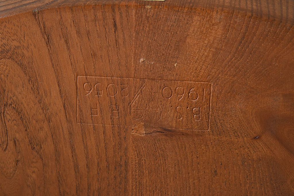 ヴィンテージ家具　ERCOL(アーコール)　英国ビンテージのシンプルなチェア(2)