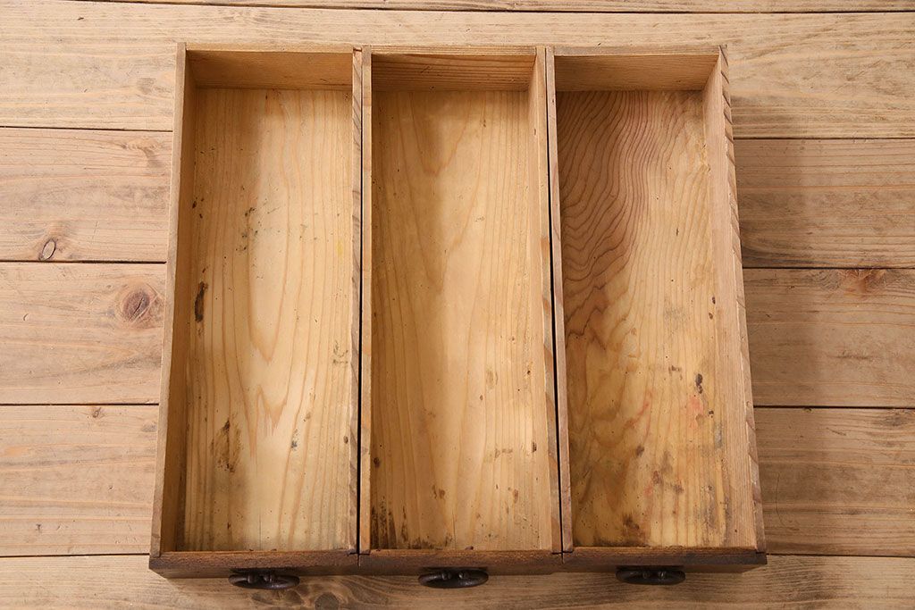 アンティーク家具　明治期　六尺　水屋箪笥ローボード(サイドボード、テレビ台、キャビネット、収納棚)