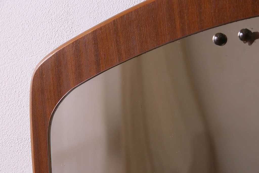 アンティーク雑貨　北欧ビンテージ　個性的でおしゃれな壁掛けミラー(鏡)
