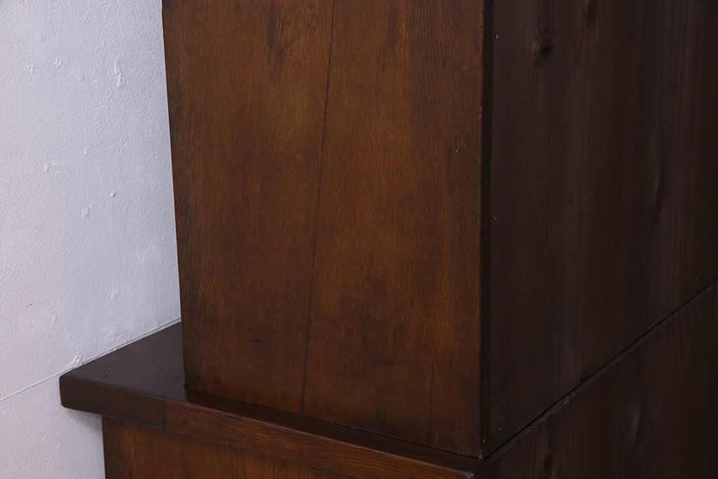 【U様ご成約済】ナラ材製　大正ロマン　上質なデザインの収納棚(戸棚)(2)