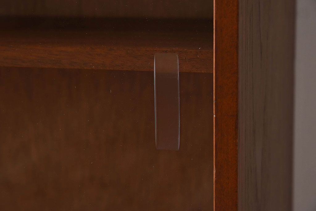 アンティーク家具　AVALON製　チーク材　引き出し付きガラスキャビネット(サイドボード)