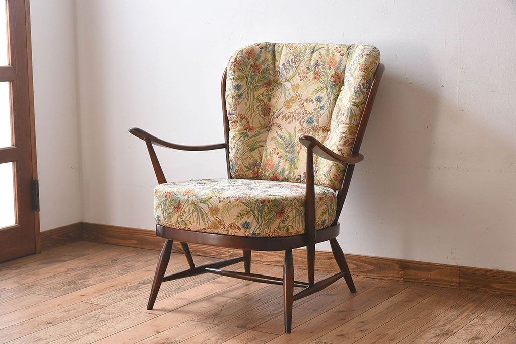 イギリスブランド家具　ERCOL(アーコール)製のクッションチェア(アームチェア、ソファ)