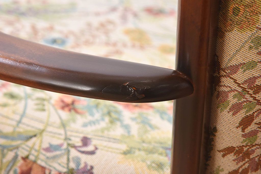 イギリスブランド家具　ERCOL(アーコール)製のクッションチェア(アームチェア、ソファ)