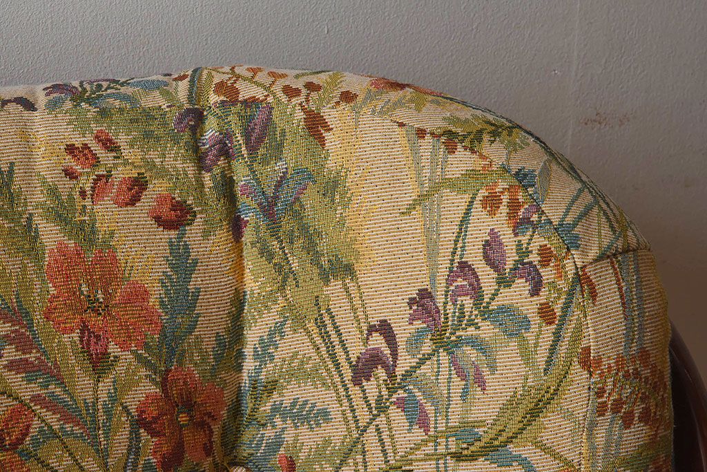 イギリスブランド家具　ERCOL(アーコール)製のクッションチェア(アームチェア、ソファ)