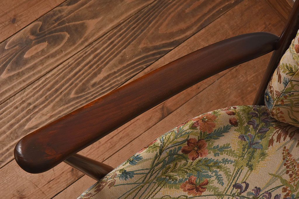 イギリスブランド家具　ERCOL(アーコール)製のクッションチェア(アームチェア、ソファ)
