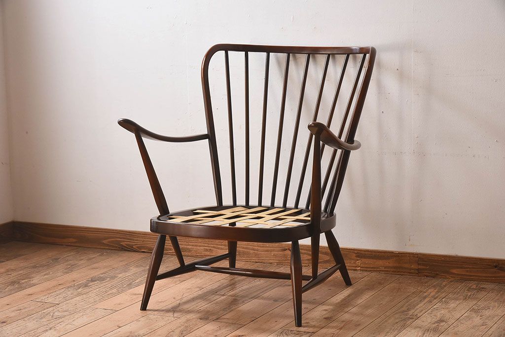 イギリスブランド家具　ERCOL(アーコール)製のクッションチェア(アームチェア、ソファ)
