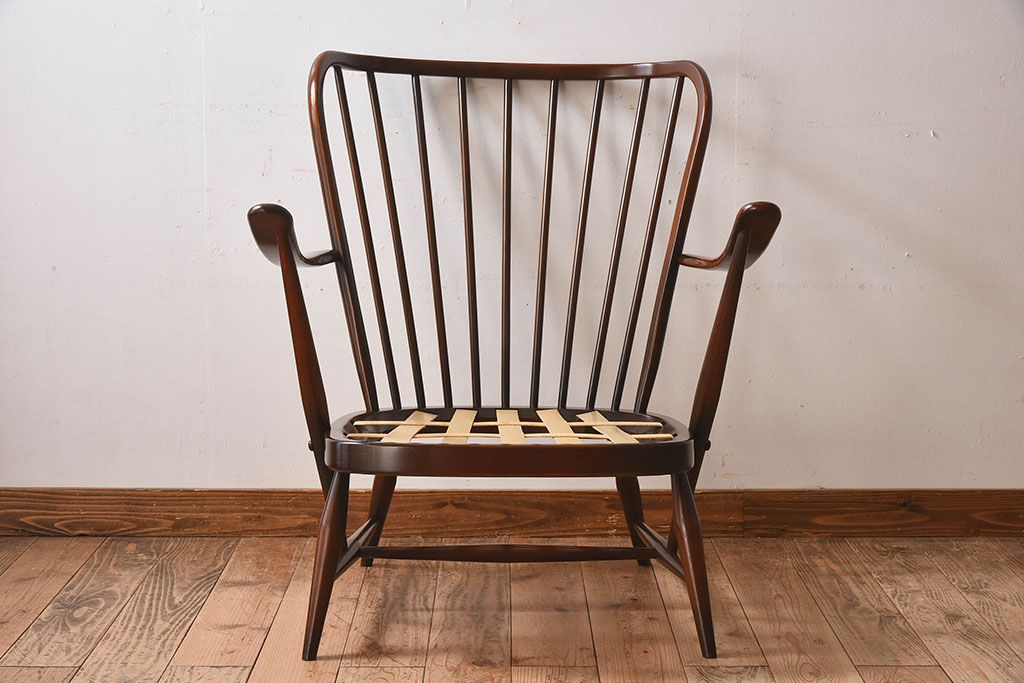 イギリスブランド家具　ERCOL(アーコール)製のクッションチェア(アームチェア、ソファ)