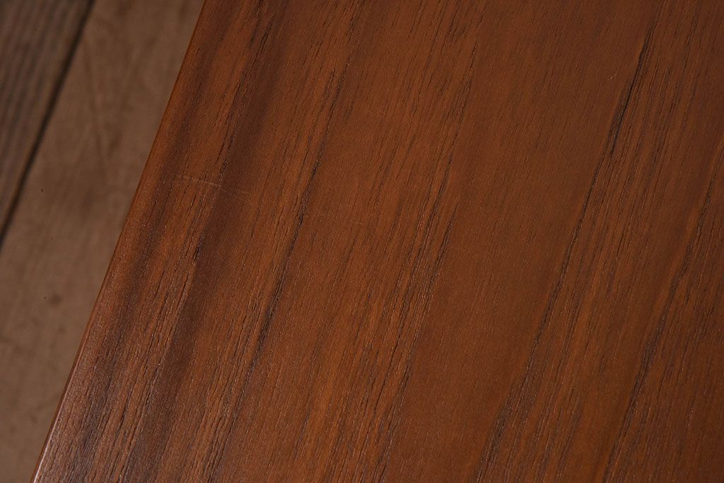 北欧家具　チーク材製　美しい木目のネストテーブル
