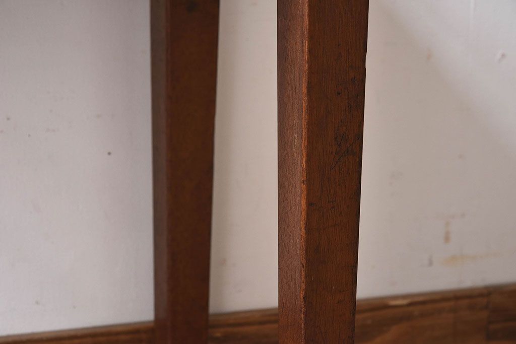 アンティーク雑貨　昭和レトロ　古い木の質感が味わい深いサイドテーブル(花台)