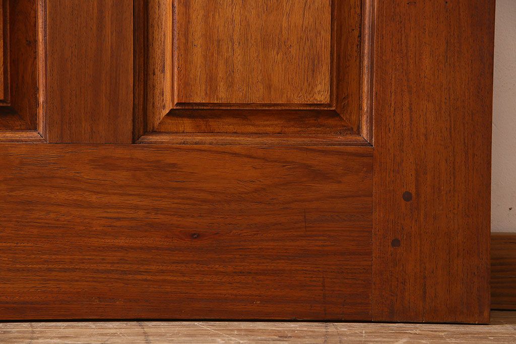 アンティーク雑貨　花梨無垢材　珍しいデザインのビンテージドア(扉、カリン材)(1)