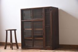 レトロ家具　昭和レトロ　古い木の質感が味わい深いアンティーク収納棚(戸棚、下駄箱)(1)