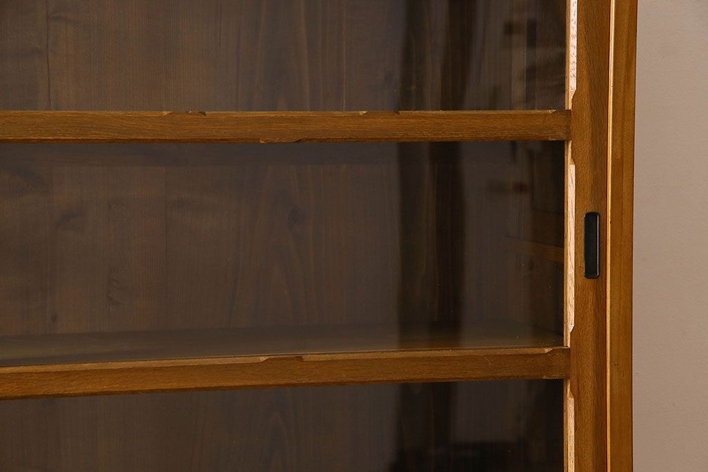レトロ家具　昭和レトロ　前面ナラ材　古い木の質感が味わい深い重ね戸棚(収納棚)