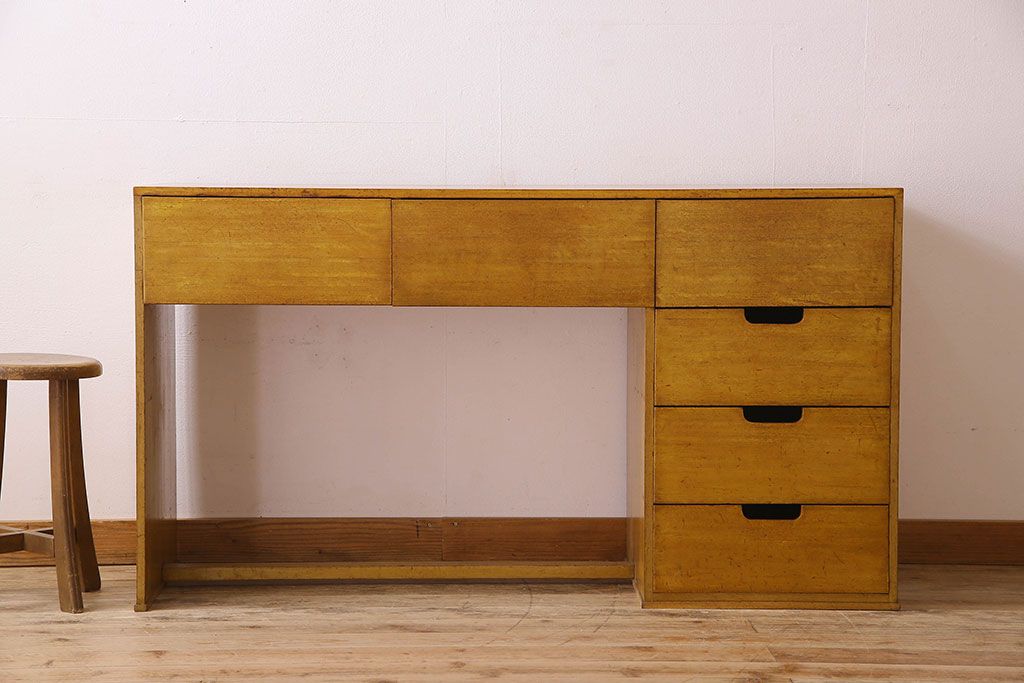 レトロ家具　昭和レトロ　古い木製のシンプルな片袖机