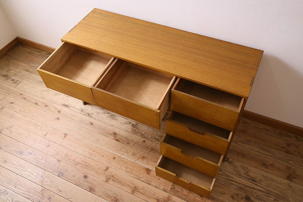 レトロ家具　昭和レトロ　古い木製のシンプルな片袖机