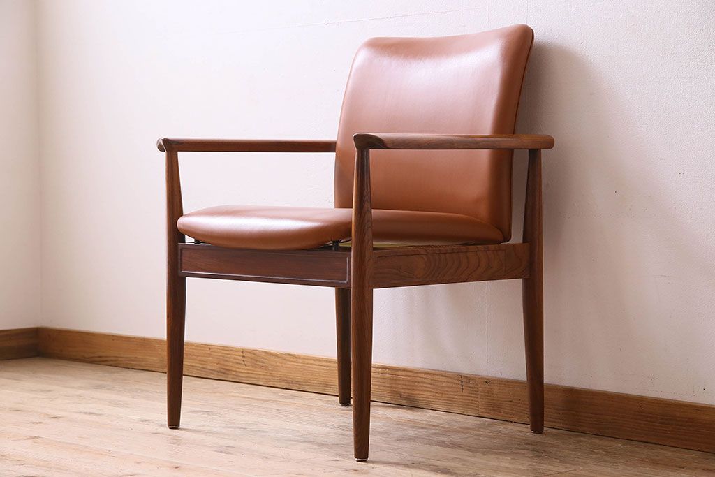 ヴィンテージ家具 CADO(France&Son)社製 フィンユール ローズ