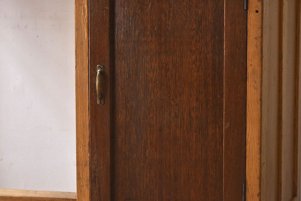 レトロ家具　昭和レトロ　栓材　木色の違いが印象的な片袖机(デスク)