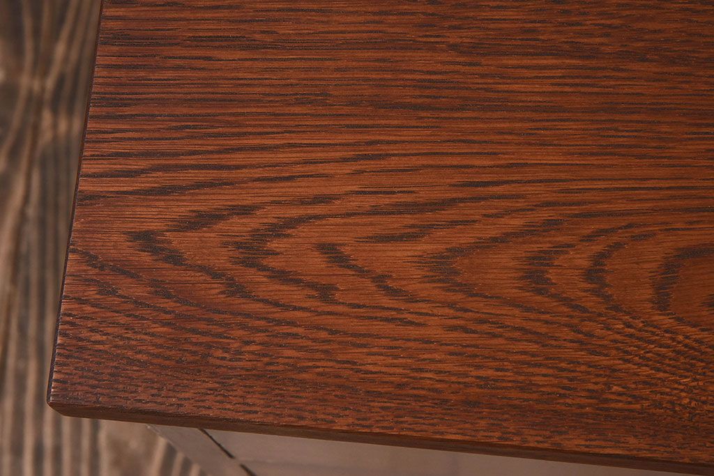 アンティーク家具　ペイントカラーと木のコントラストが素敵なローチェスト(ローボード)