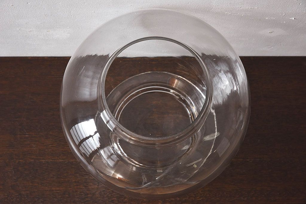 アンティーク雑貨　昭和レトロ　愛らしいデザインの地球瓶(ガラス瓶)(2)