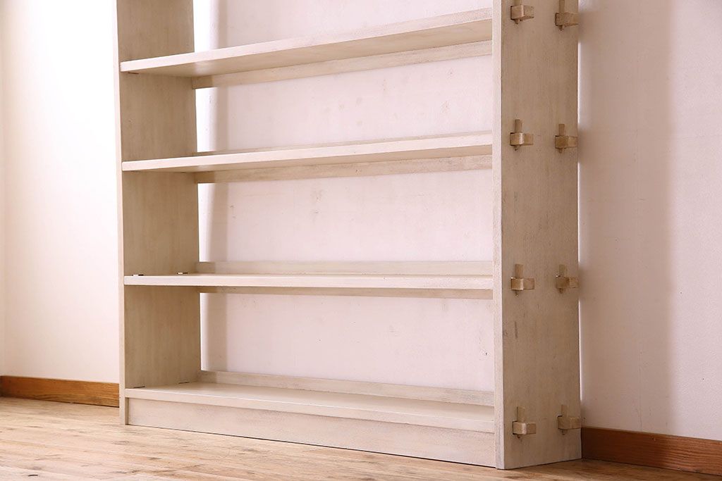 アンティークペイント家具　特大!ホワイトカラーが素敵な本棚(飾り棚、ディスプレイラック)