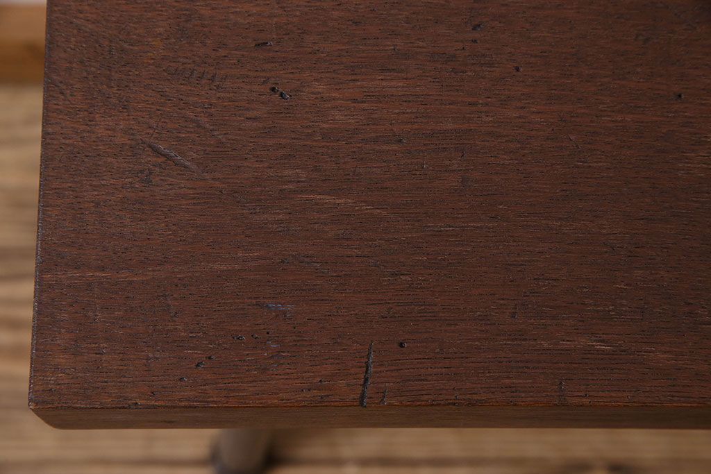レトロ家具　昭和レトロ　ナラ材一枚板 古材の質感が味わい深い鉄脚ベンチ(長椅子、アイアンベンチ)(3)