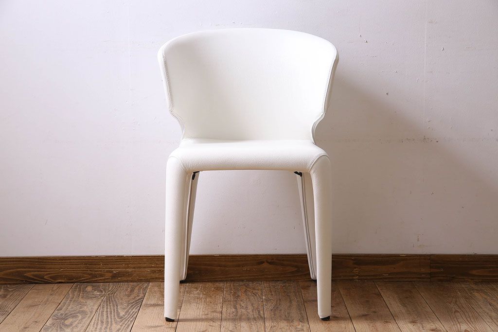 中古　ブランド家具　Cassina(カッシーナ)製　HOLA(オラ)　アームチェア(イス、椅子)(定価約23万円)(1)