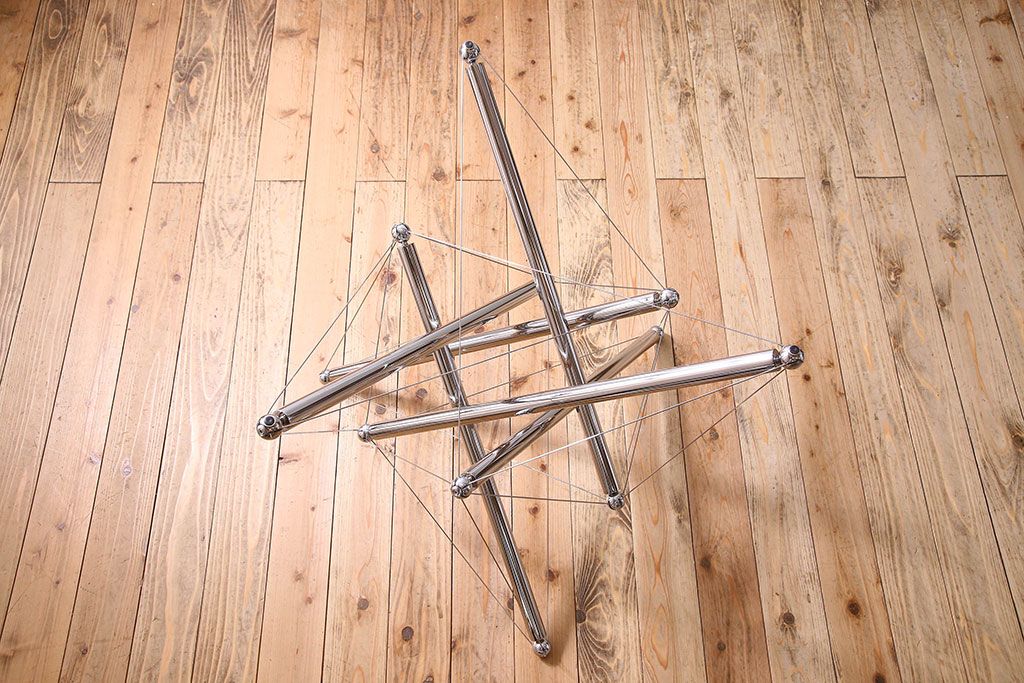 中古　Cassina(カッシーナ)製　714　ガラステーブル(センターテーブル、ダイニングテーブル)(定価約67万円)