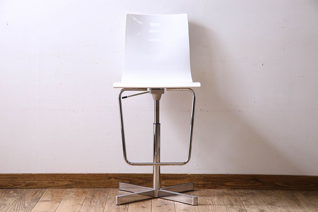 中古　ブランド家具　ixc.(イクスシー)製　WOK 535(ウォック 535)　カウンターチェア(バーチェア、椅子)(定価約9万円)