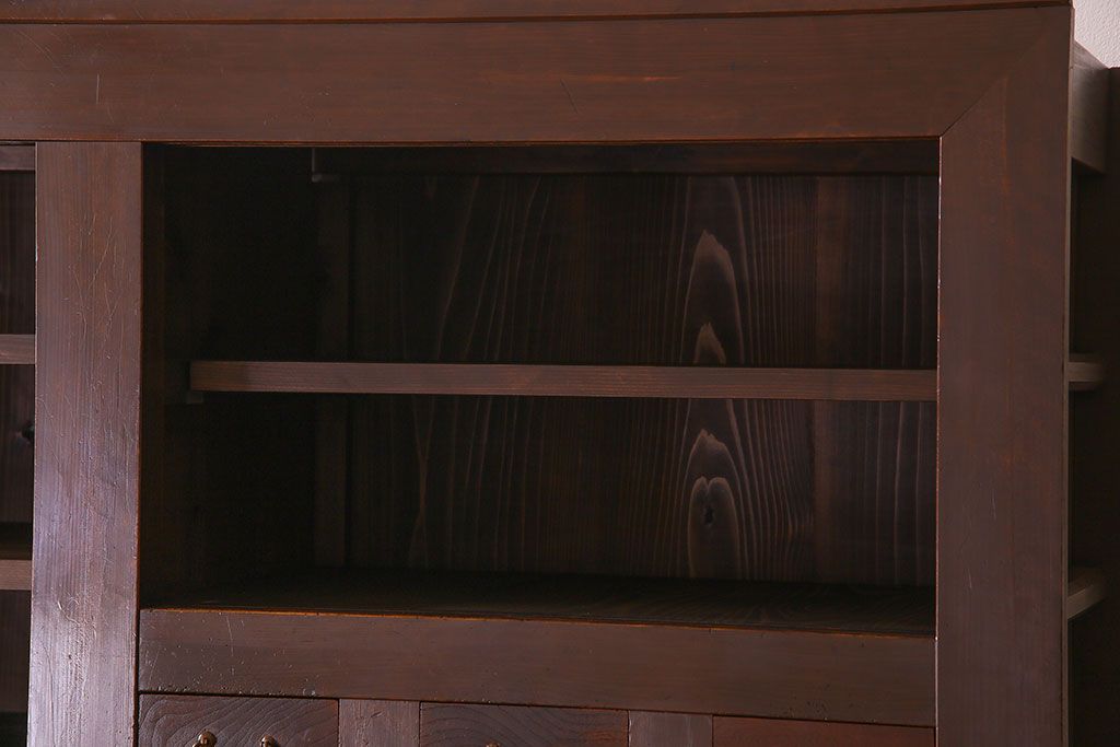 アンティーク家具　古民具・骨董　六尺　和モダンスタイル　古い重ね水屋箪笥(食器棚、収納棚)