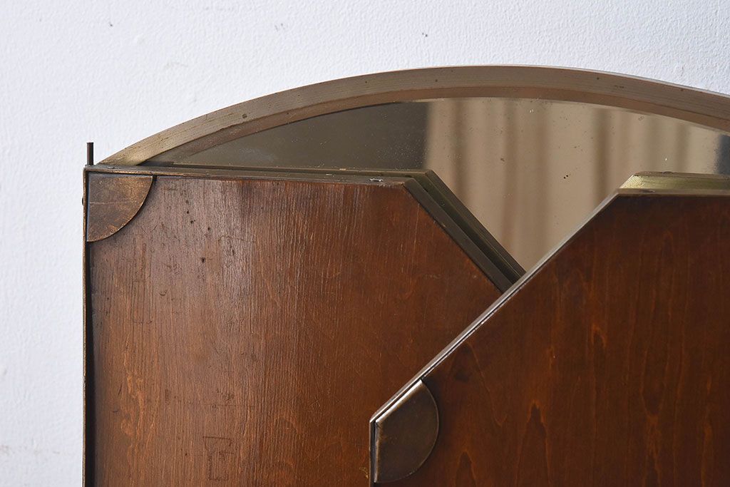 アンティーク雑貨　和製アンティーク　デスク型　レトロな雰囲気漂う銅製三面鏡(ミラー)