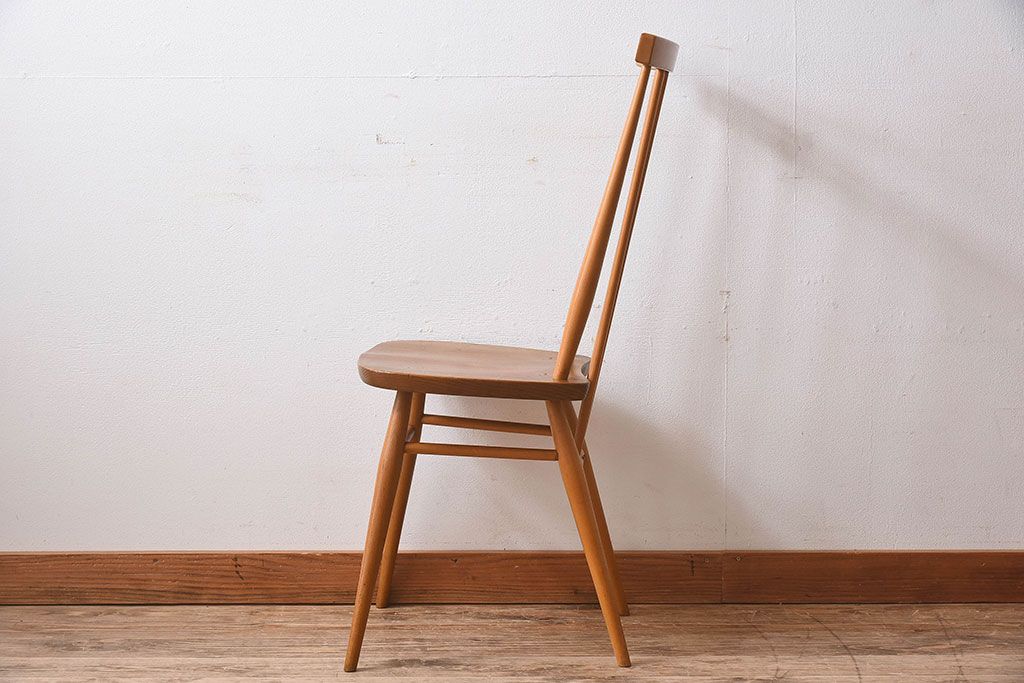 ヴィンテージ家具　イギリスビンテージ　ERCOL(アーコール)　シンプルなデザインのチェア(ダイニングチェア、椅子)