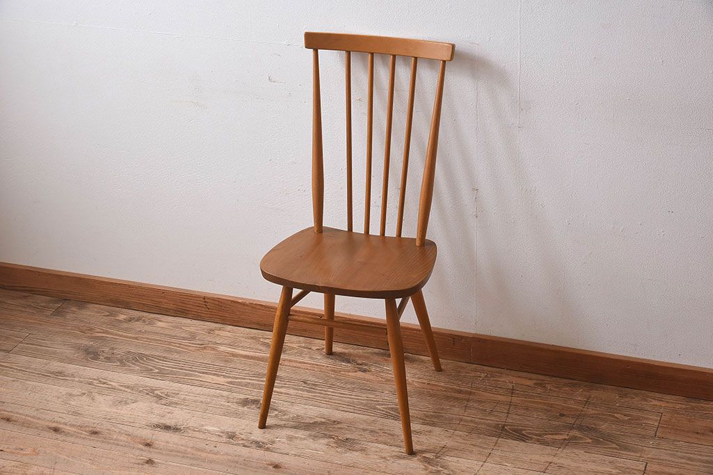 ヴィンテージ家具　イギリスビンテージ　ERCOL(アーコール)　シンプルなデザインのチェア(ダイニングチェア、椅子)
