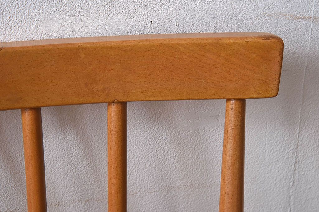 ヴィンテージ家具　イギリスビンテージ　ERCOL(アーコール)　シンプルなデザインのチェア(ダイニングチェア、椅子)