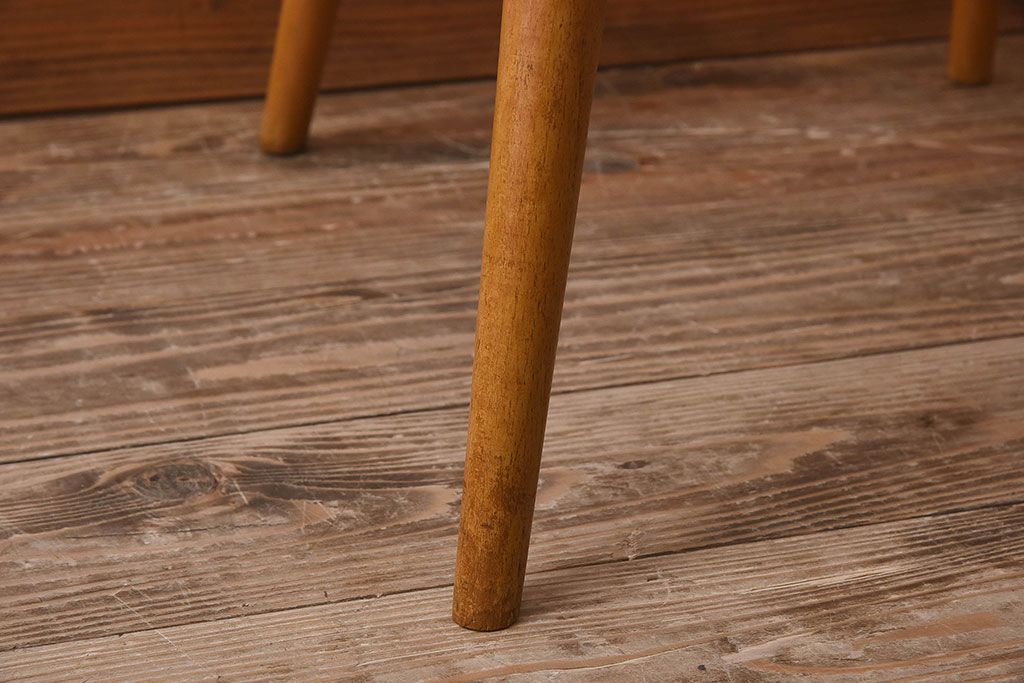 ヴィンテージ家具　イギリスビンテージ　ERCOL(アーコール)　シンプルなデザインのチェア(ダイニングチェア、椅子)