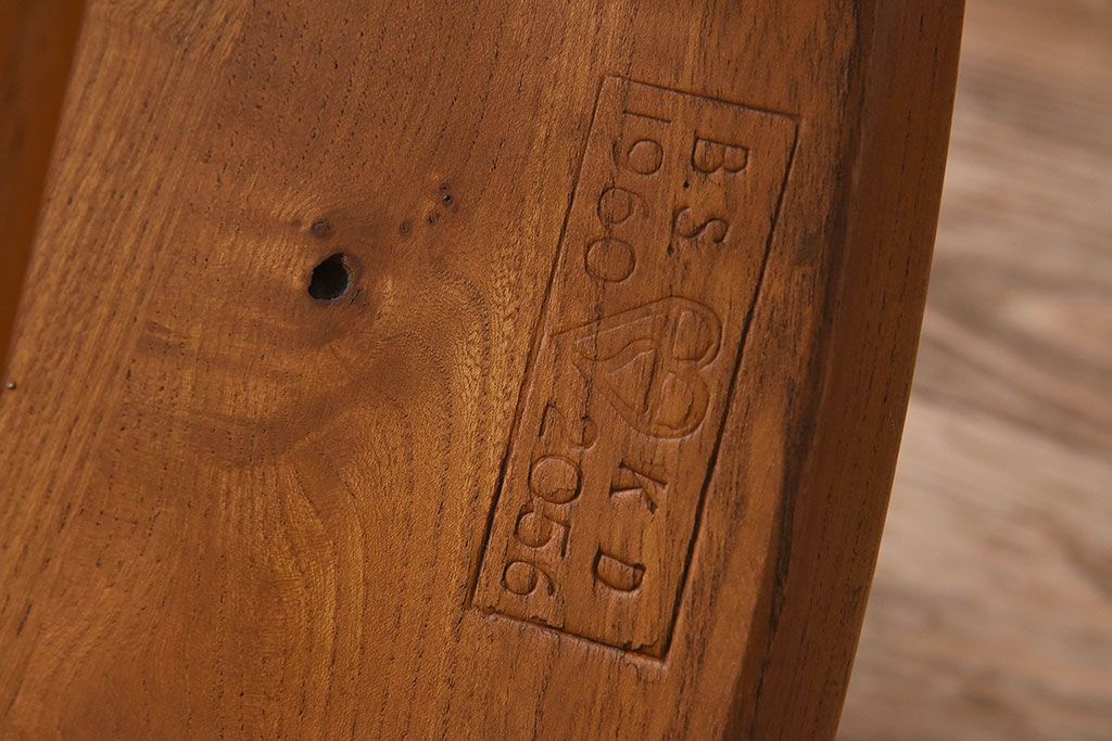 ヴィンテージ家具　イギリスビンテージ　ERCOL(アーコール)　シンプルなデザインのチェア(ダイニングチェア、椅子)