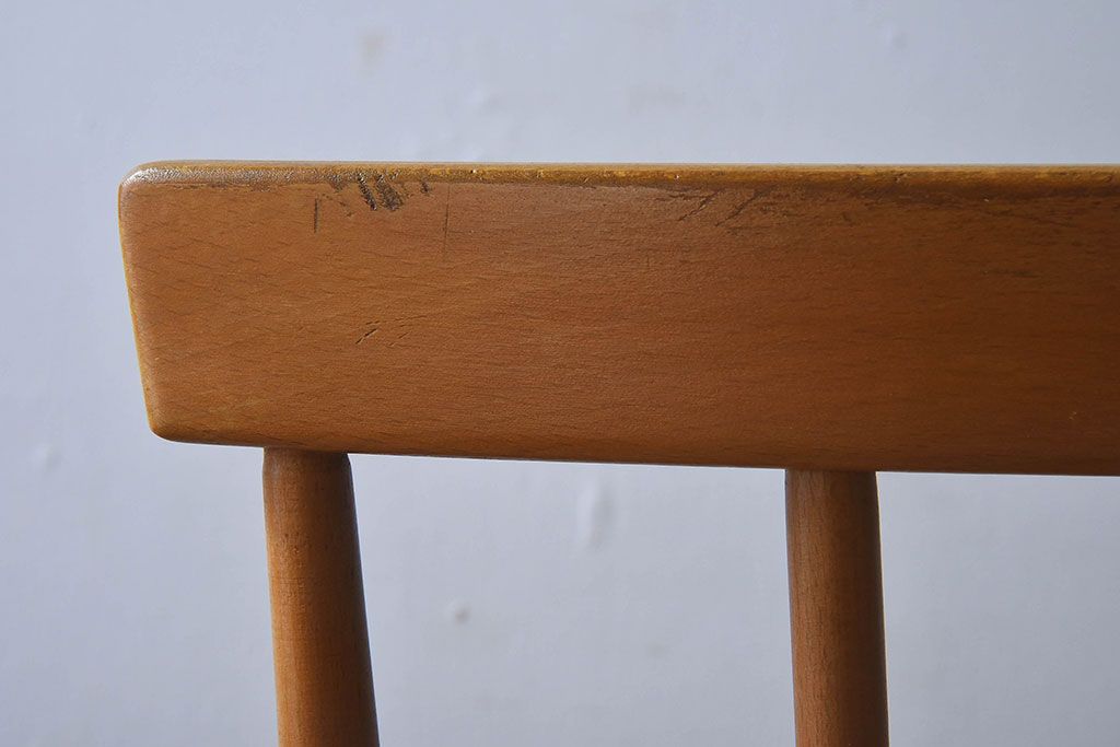 ヴィンテージ家具　イギリスビンテージ　ERCOL(アーコール)　シンプルなデザインのチェア(ダイニングチェア、椅子)(1)