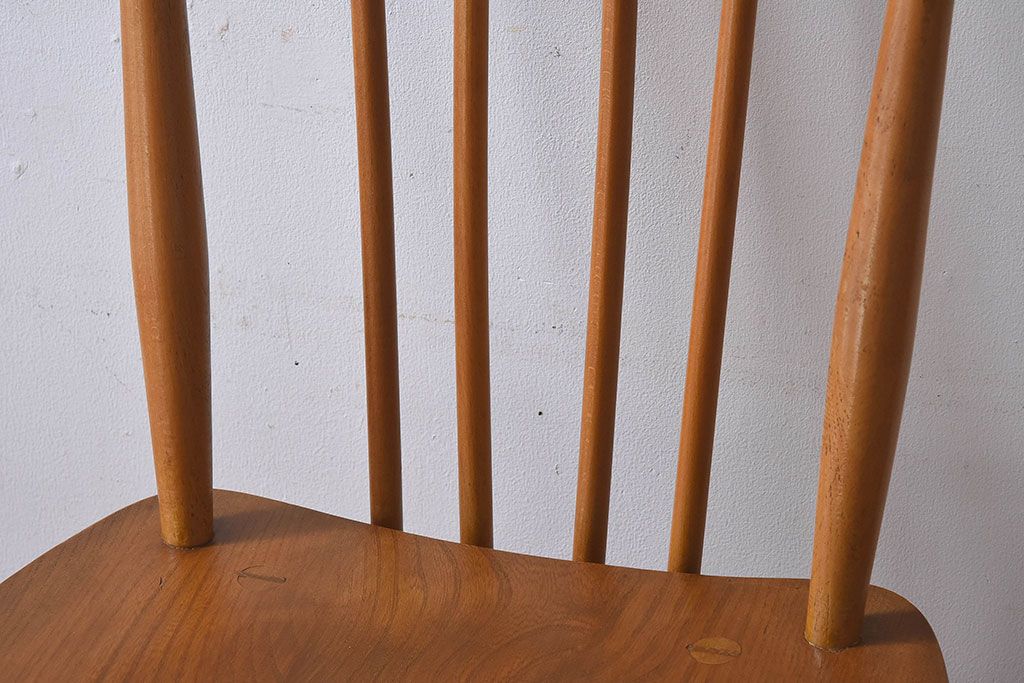 ヴィンテージ家具　イギリスビンテージ　ERCOL(アーコール)　シンプルなデザインのチェア(ダイニングチェア、椅子)(2)