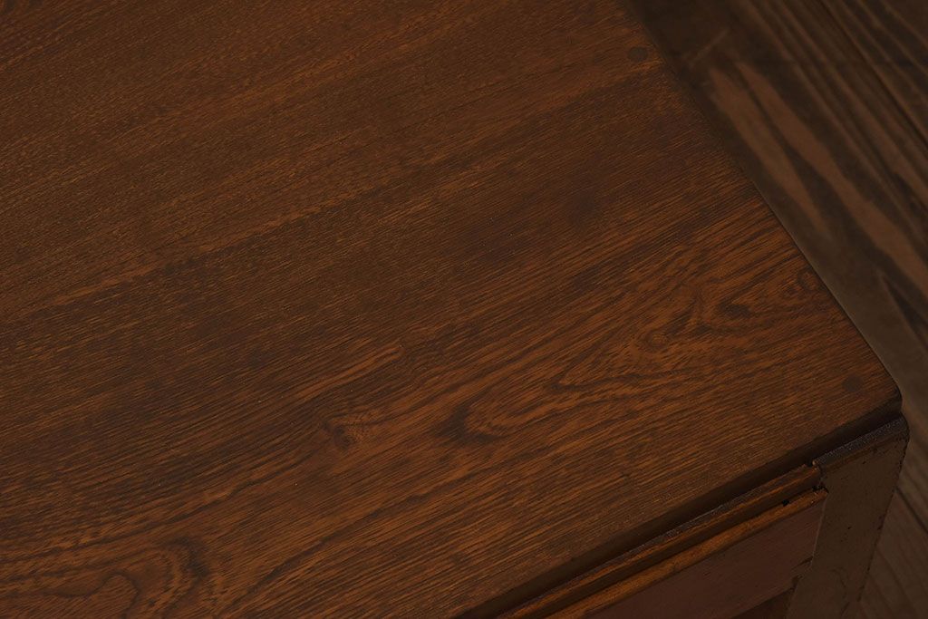 アンティーク雑貨　昭和レトロ　シンプルなデザインの文机(座卓、デスク、在宅ワーク、在宅用、花台、飾り台)