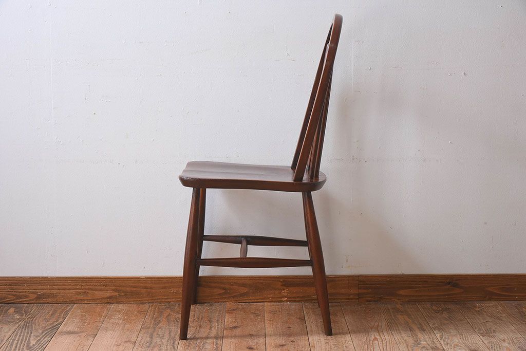 ヴィンテージ家具　イギリスビンテージ　ERCOL(アーコール)　楡材　フープバックチェア(ダイニングチェア、椅子)(1)