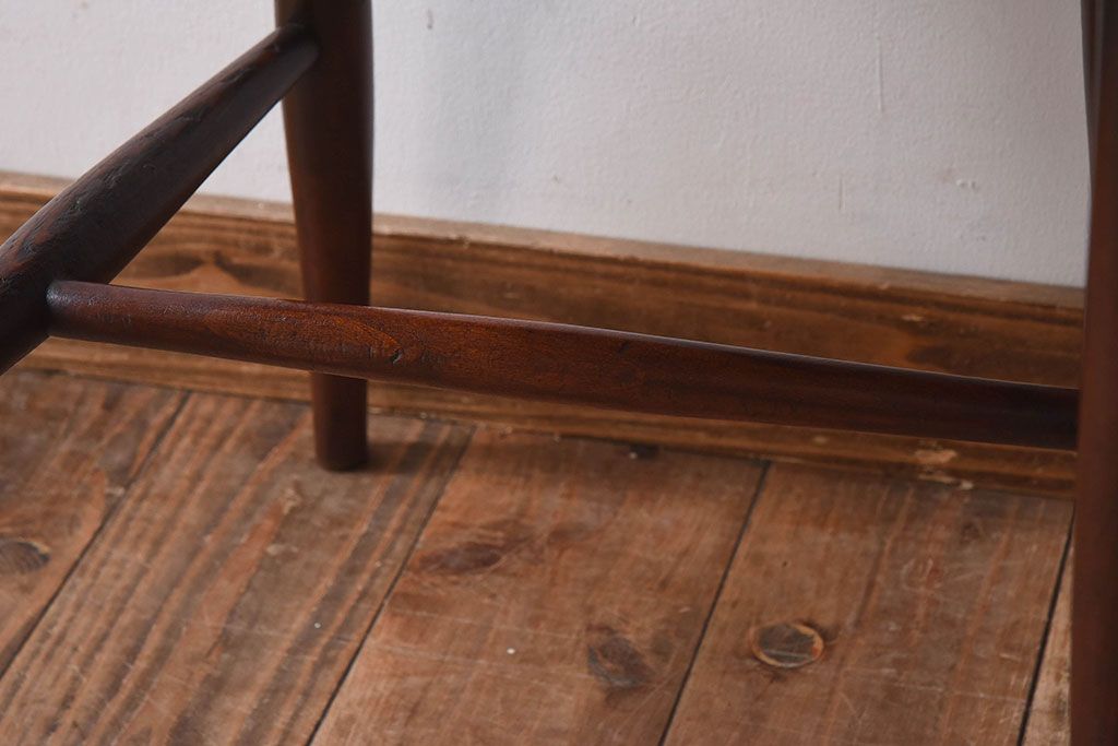 ヴィンテージ家具　イギリスビンテージ　ERCOL(アーコール)　楡材　フープバックチェア(ダイニングチェア、椅子)(1)