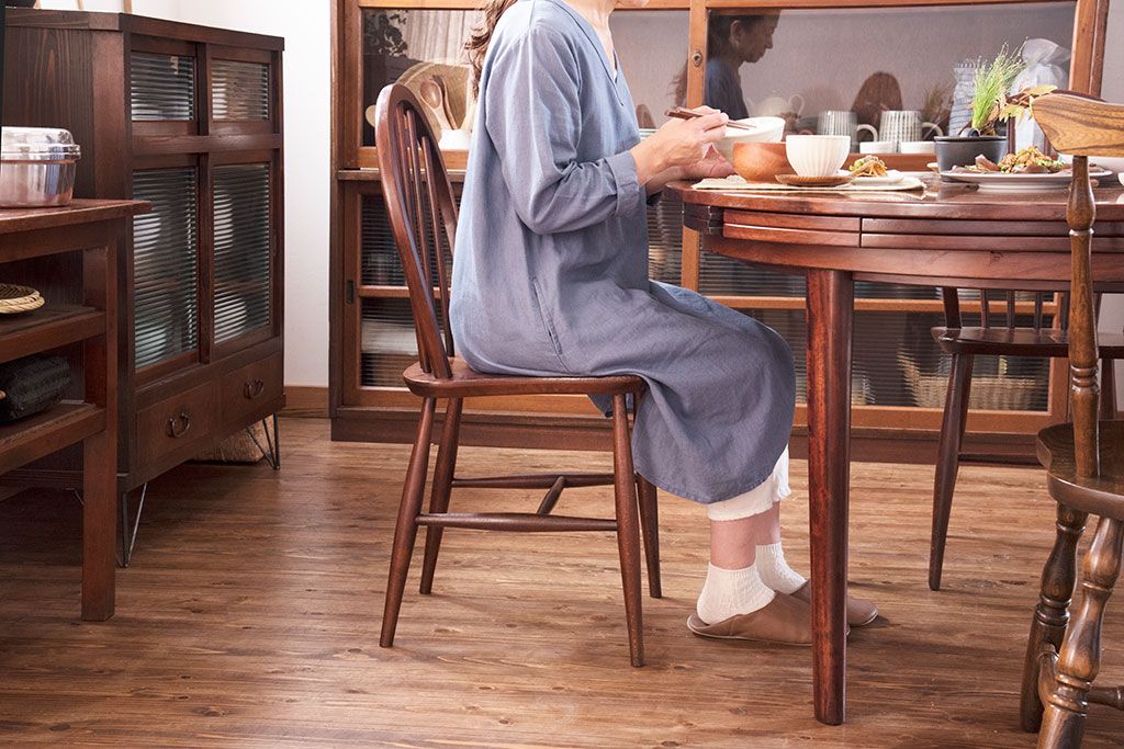 ヴィンテージ家具　イギリスビンテージ　ERCOL(アーコール)　楡材　フープバックチェア(ダイニングチェア、椅子)(2)