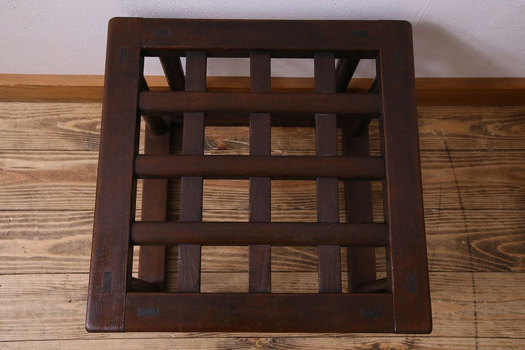 アンティーク家具　和製アンティーク　ガラス天板付き!古いこたつやぐらのセンターテーブル(座卓、飾り台)