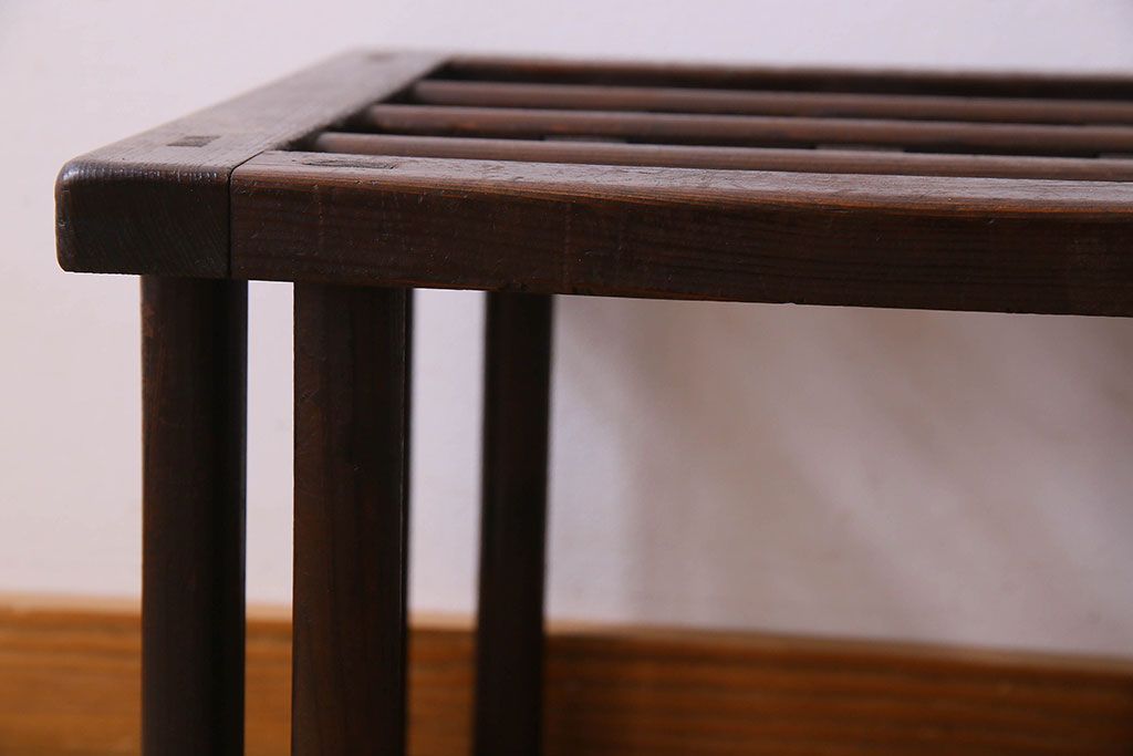 アンティーク家具　和製アンティーク　ガラス天板付き!古いこたつやぐらのセンターテーブル(座卓、飾り台)