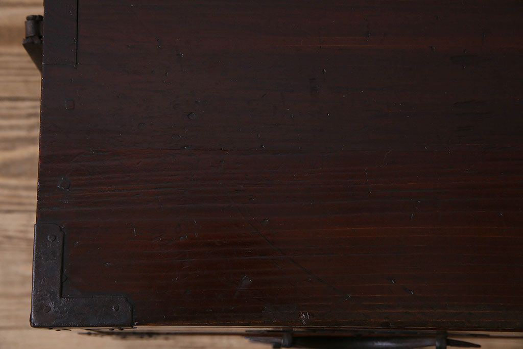 アンティーク家具　和製アンティーク　前面栗材　漆塗り美しいローボード(ローチェスト)