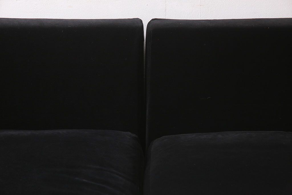 中古　Cassina(カッシーナ)製　MISTER(ミスター)　システムソファ(クッションソファ、ロング  ソファ、カウチソファ、L字型ソファ)(定価約220万円)