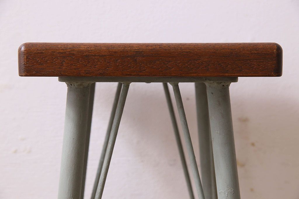 アンティーク雑貨　ラフジュ工房オリジナル　アンティークペイントがお洒落な角ハイスツール(椅子、チェア、イス)(1)
