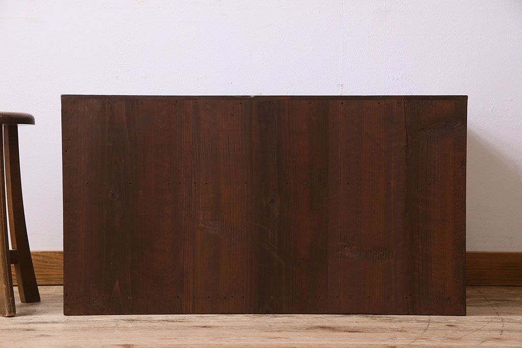 アンティーク家具　和製アンティーク　前面栗材　漆塗り美しいローボード(ローチェスト、収納棚、戸棚)(1)