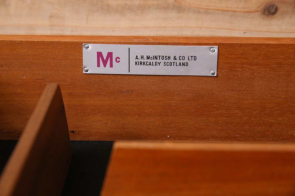 北欧家具 ビンテージ A.H.Mackintosh(マッキントッシュ)製の 北欧家具 ビンテージ A.H.Mackintosh(マッキントッシュ)製の